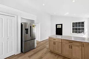 121 Bokum Rd, Old Saybrook, CT 06475 - Photo 10