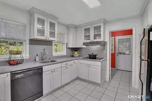 115 Southwind Rd, Waterbury, CT 06708 - Photo 12