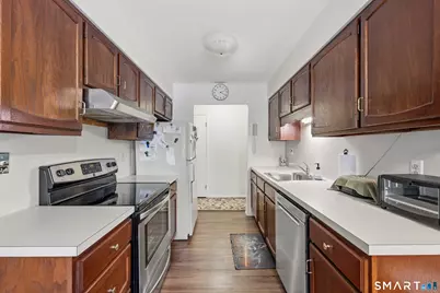 200 Woodmont Avenue #126, Bridgeport, CT 06606 - Photo 4