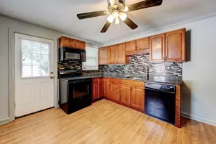 44 Brook St, Newington, CT 06111 - Photo 8