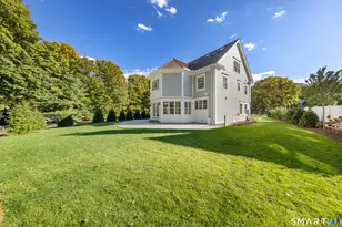 8 Bouton Ln, Darien, CT 06820 - Photo 32