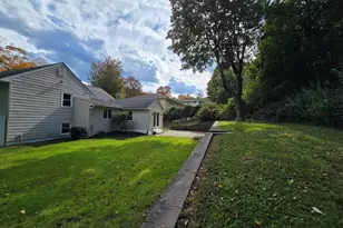 200 Forest Ridge Rd, Waterbury, CT 06708 - Photo 34