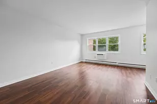 45 Monroe St, Bridgeport, CT 06605 - Photo 8