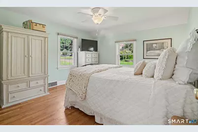 35 Beardsley Parkway, Trumbull, CT 06611 - Photo 18