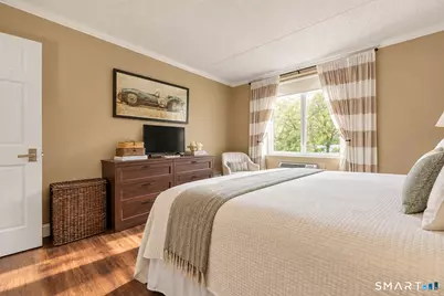 1525 East Putnam Avenue #306, Greenwich, CT 06870 - Photo 12