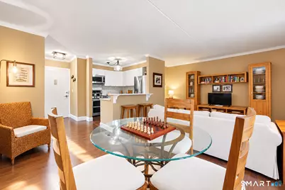 1525 East Putnam Avenue #306, Greenwich, CT 06870 - Photo 2