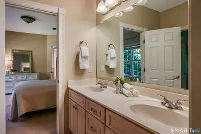 15 Saint Michaels Court, Avon, CT 06001 - Photo 18