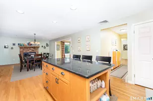 30 Green Woods Ln, Farmington, CT 06085 - Photo 4