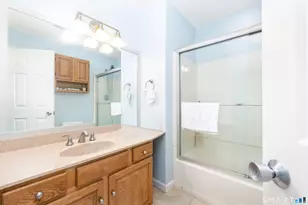 30 Green Woods Ln, Farmington, CT 06085 - Photo 18