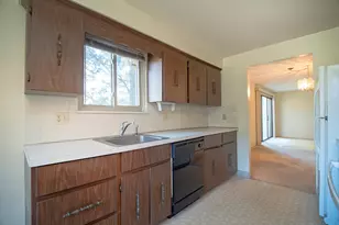 6 Meeting House Rd, Stratford, CT 06614 - Photo 4