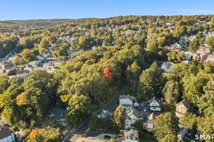21 Pond St, Naugatuck, CT 06770 - Photo 34