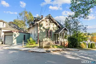 21 Pond St, Naugatuck, CT 06770 - Photo 1