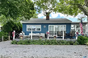 54 Hartford Ave, Old Saybrook, CT 06475 - Photo 14