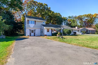7 Apple Blossom Lane, Danbury, CT 06811 - Photo 2