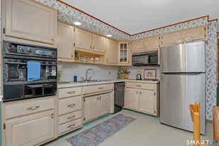 147 Magee Dr, Hamden, CT 06514 - Photo 10
