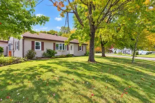 1 Richard Way, East Haven, CT 06512 - Photo 2