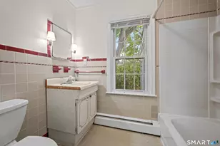 57 Sutton Dr W, Stamford, CT 06906 - Photo 20