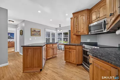 10 Cavasin Drive, East Lyme, CT 06333 - Photo 12