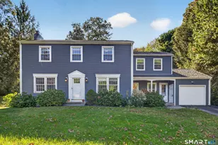 10 Cavasin Dr, East Lyme, CT 06333 - Photo 2