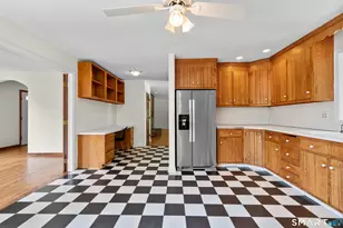 128 Midwood Ave, Waterbury, CT 06708 - Photo 6