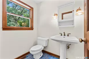 128 Midwood Ave, Waterbury, CT 06708 - Photo 14