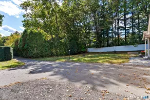 24 Cortland St, Windsor Locks, CT 06096 - Photo 28