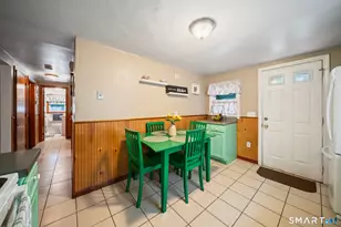 30 Knoll St, Waterbury, CT 06705 - Photo 8