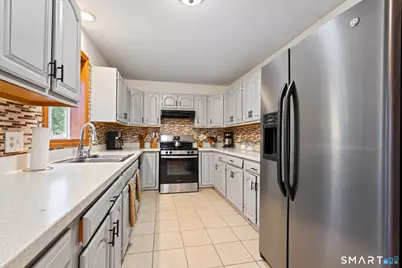 22 Running Brook Road, Waterbury, CT 06704 - Photo 8