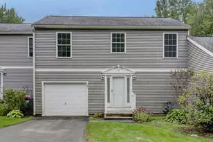 41 Tamarack Dr, Bloomfield, CT 06002 - Photo 2