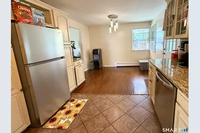 32 Elliott Street, Meriden, CT 06451 - Photo 8