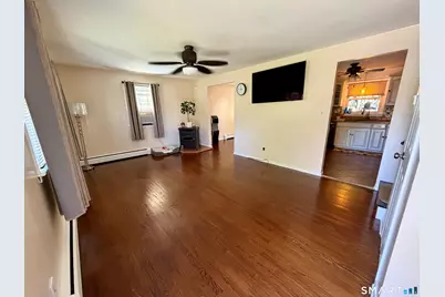 32 Elliott Street, Meriden, CT 06451 - Photo 6