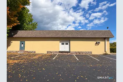 54 Chamberlain Highway #4, Meriden, CT 06451 - Photo 1