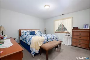 138 Danielle Dr, Waterbury, CT 06704 - Photo 6