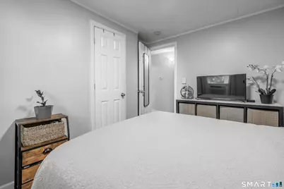 135 Franklin Street, Meriden, CT 06450 - Photo 26