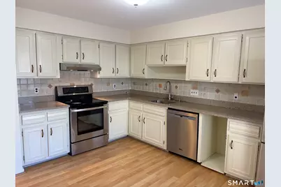 71 Aiken Street #M8, Norwalk, CT 06851 - Photo 8