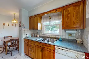 40 Dover Rd, Newington, CT 06111 - Photo 14