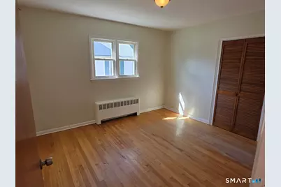 148 Sisson Street #E, East Hartford, CT 06118 - Photo 6