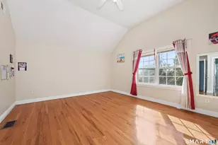 62 Hampton Rd, Waterbury, CT 06708 - Photo 18