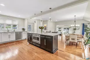 12 Plumb Rd, Trumbull, CT 06611 - Photo 14