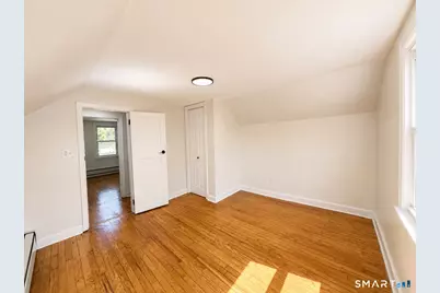 24 Bushnell Avenue, Newington, CT 06111 - Photo 20