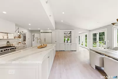 6 Berry Lane, Darien, CT 06820 - Photo 8
