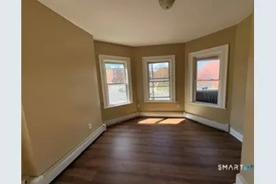 556 Zion Street, Hartford, CT 06106 - Photo 2