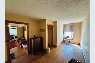 32 Babcock Avenue, Plainfield, CT 06374 - Photo 8