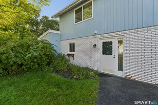 7 Cedarbrook Townhouse, Brookfield, CT 06804 - Photo 2