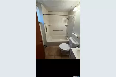 532 Carroll Avenue, Bridgeport, CT 06607 - Photo 6