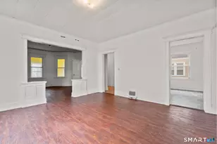 148 Kent St, Hartford, CT 06112 - Photo 10