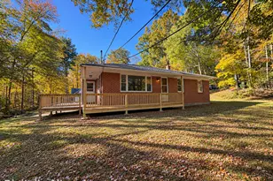 725 S Frontage Rd, Killingly, CT 06239 - Photo 2