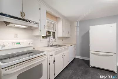 162 Broad Street, Manchester, CT 06042 - Photo 14