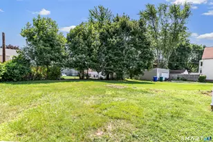41 Burritt Ave, Stratford, CT 06615 - Photo 32