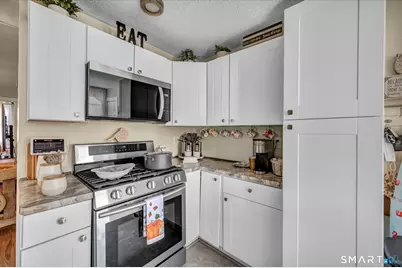 36 Hemingway Avenue, East Haven, CT 06512 - Photo 28